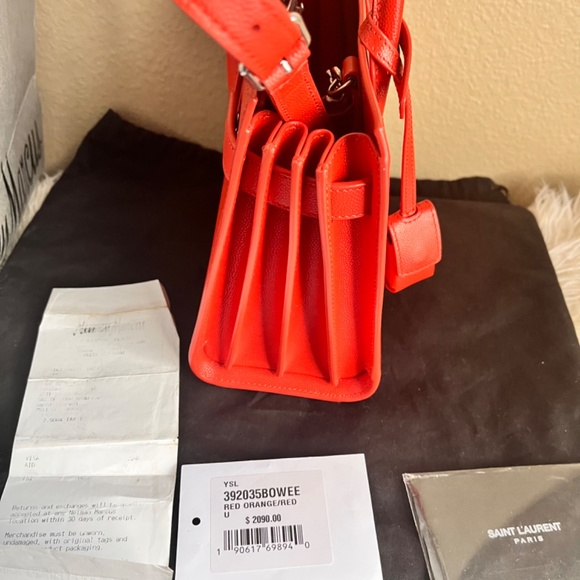 Saint Laurent Handbag - Picture 8 of 11